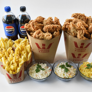 KUBEŁEK ,frytki ,pepsi, sos ,surówką ,10 szt Hot Wings