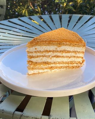 Honey cake