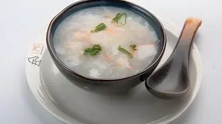 Zuppa Sakana