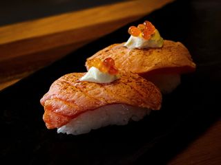 Нігірі Сяке Татакі (75g)