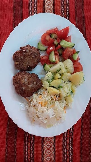 Домашни кюфтета с г-ра