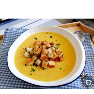 Картофена крем супа с кротони