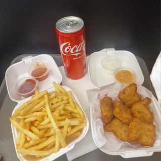 Chicken nuggets menù