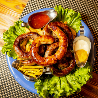 Ассорти немецких колбасок