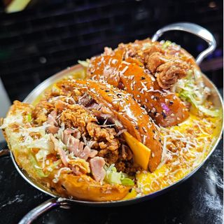 Molten Cheese Lava Chicken Burgr Caserole