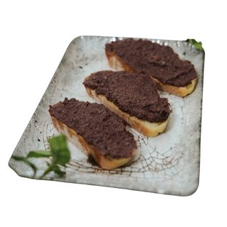 Брускети с паста от маслини