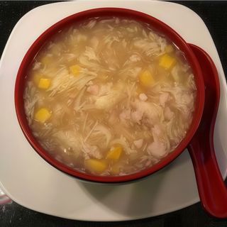 Sopa de Maíz con Pollo