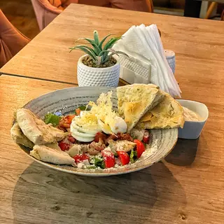 Salată Caesar