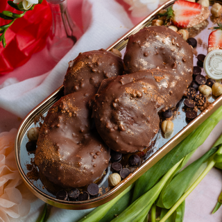 Mucenici glazurati cu insertie de pralina