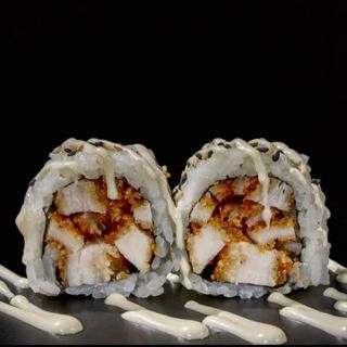 Uramaki roll de pollo crujiente (8 pzs.)