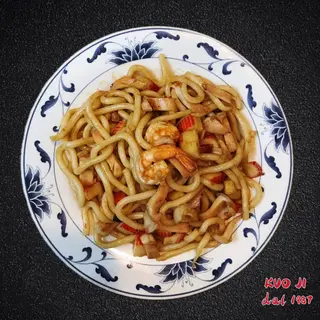 24a   -Spaghetti udon saltati con pesce