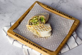 Ролл с грибами и говядиной (190 гр.)