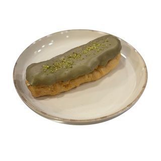 Еклер с пистачио