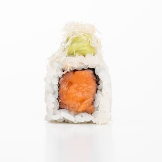 DY218. Salmon guacamole 8 pezzi