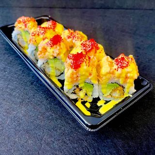 28 URAMAKI CANGREJO (8U)反卷蟹肉