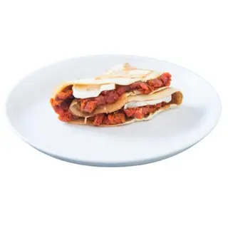 Crep con queso y sobrasada