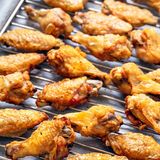 63. Alitas de pollo (4uds.) / Chicken wings (4 pieces)