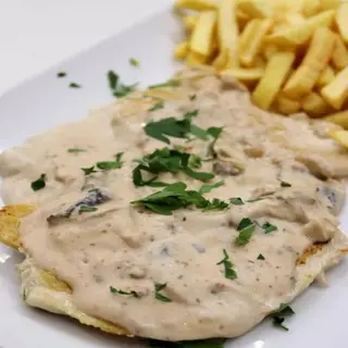 pechuga de pollo al funghi
