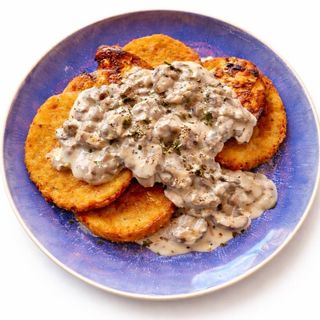 Деруни з грибами та куркою гриль