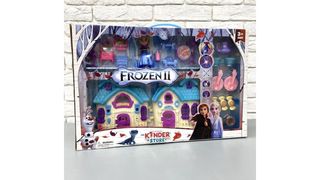 Кукольный дом Холодное сердце с мебелью и куклой