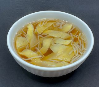 4. Sopa De Pollo