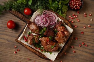 Frigarui din ceafa de porc pe grill