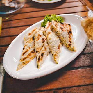 Лаваш з сиром та зеленню (150г)