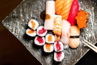 SUSHI + MAKI