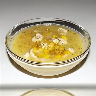 Soupe Maïs au Poulet et au Crabe