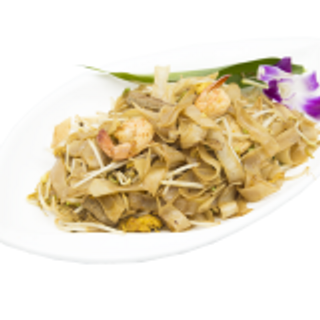 31 Fettuccine di riso saltato con manzo, pollo e gamberi