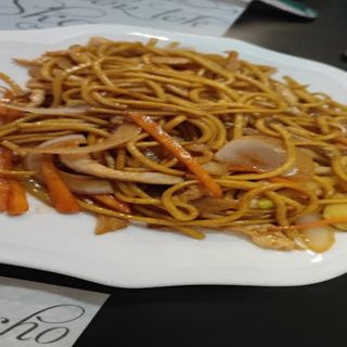 Tallarines Cantonés