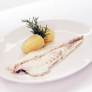 Lubina De Costa A La Sal. (Para 2 personas)