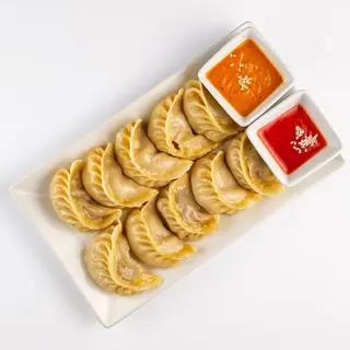 Momo Vege
