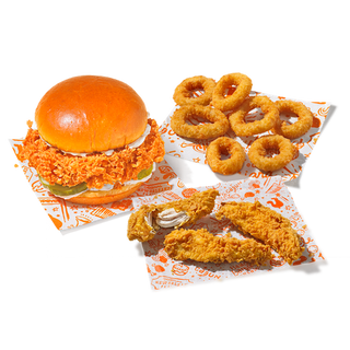 The Chicken Sandwich + 3 Tiras Crujientes + 7 Aros