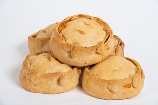 Empanada De Pimiento Y Atún