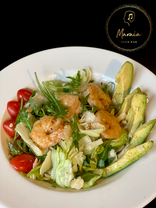 Салата със скариди, авокадо, пармезан и кедрови ядки (250гр.)