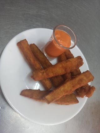 Media Ración De Berenjenas Con Salmorejo