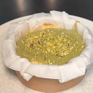 CHEESECAKE DE PISTACHO & GRANOLA