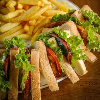 ქლაბ სენდვიჩი