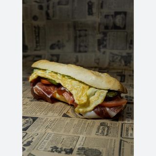 94 Baguete Serranito