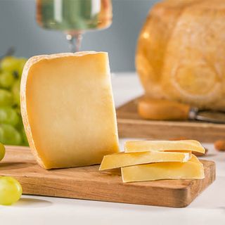 Ბაზელი Დაძველებული Ყველი 406გრ