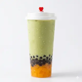 Matcha De Mango Con Leche De Coco Y Tapioca