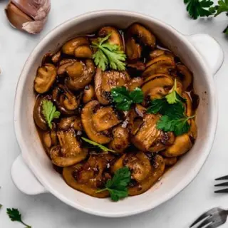 Champiñones Al Ajillo