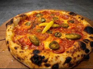 Extra Hot Pepperioni pizza 27cm