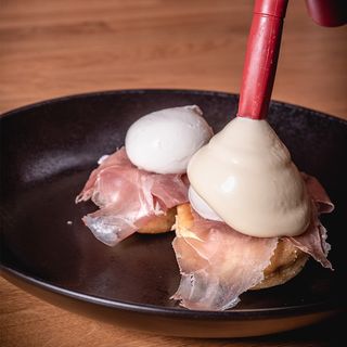 Космос Яйца Бенедикт 250 г