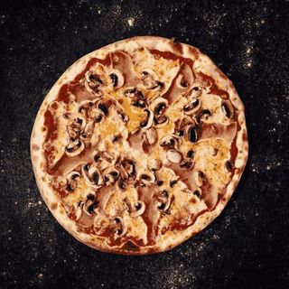 Prosciutto e Funghi