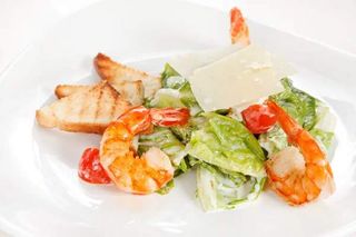 Creveti cu sos de branzeturi si bruschete﻿