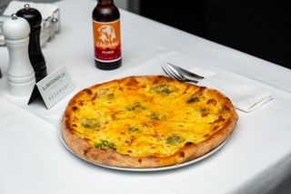 Pizza Quattro Formaggi Ø32cm