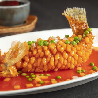 Lubina frita agridulce