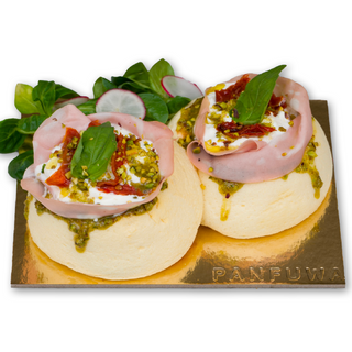 Panfuwa Mortadella e stracciatella